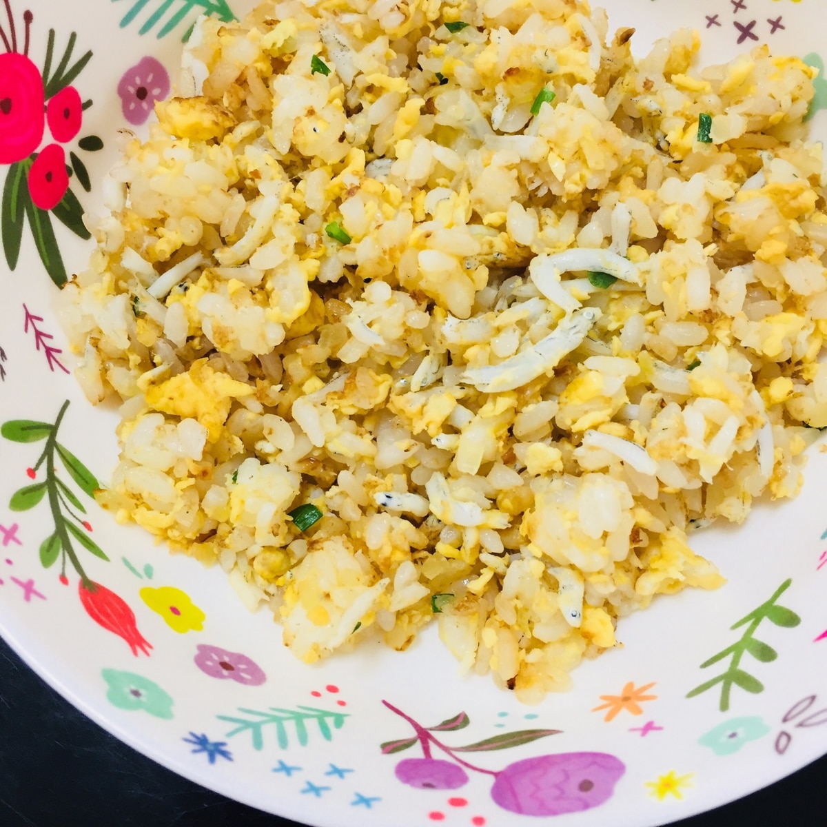 栄養満点 しらすチャーハン 娘1歳半 レシピ 作り方 By Minaママ 楽天レシピ 栄養満点 しらすチャーハン 娘1歳半 レシピ 作り方 By Minaママ 楽天レシピ